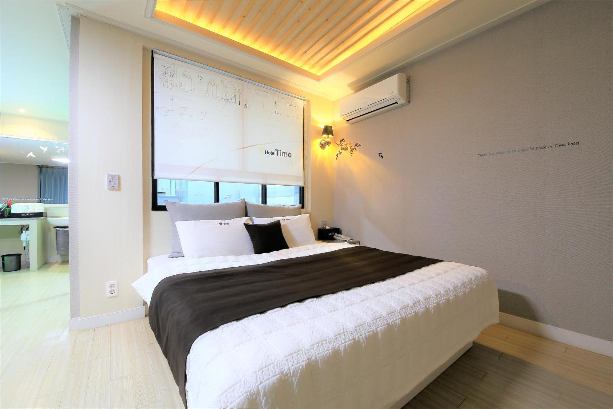 Time Hotel Yangsan Extérieur photo